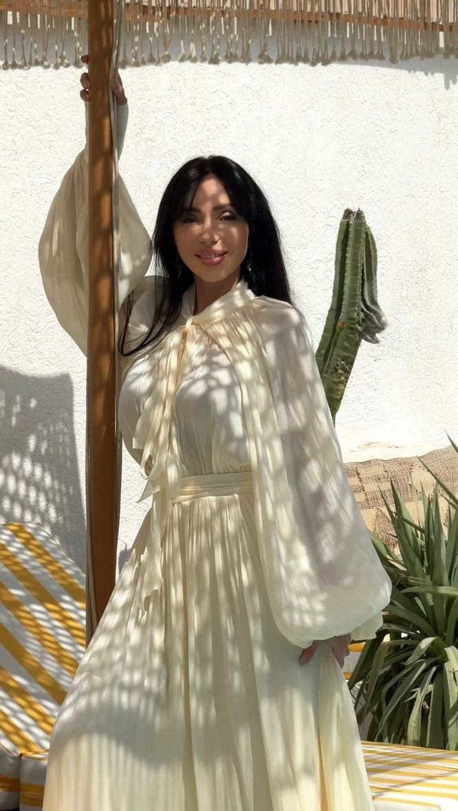 Elegance in Cream